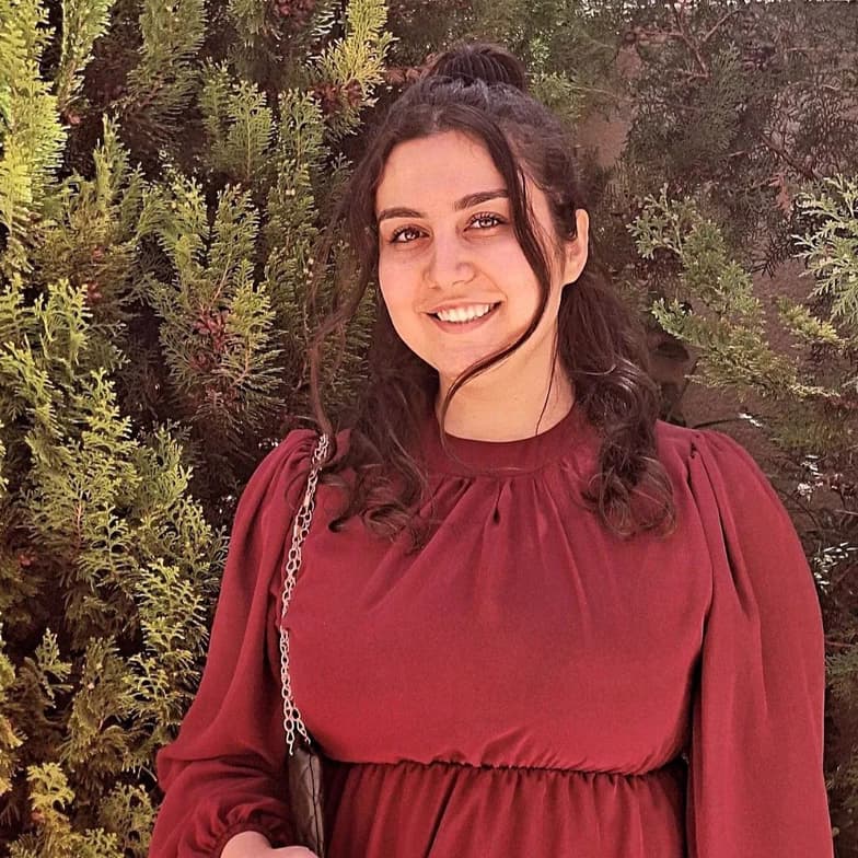 Profile photo of Ghenwa, French tutor at Wiingy 