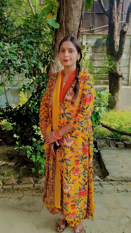 Travel snapshot of Aditi during a trip 