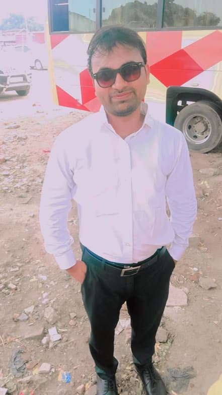 Travel snapshot of RAVI during a trip 