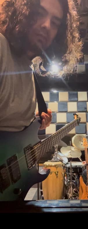 Guitar learning materials by Izzy 