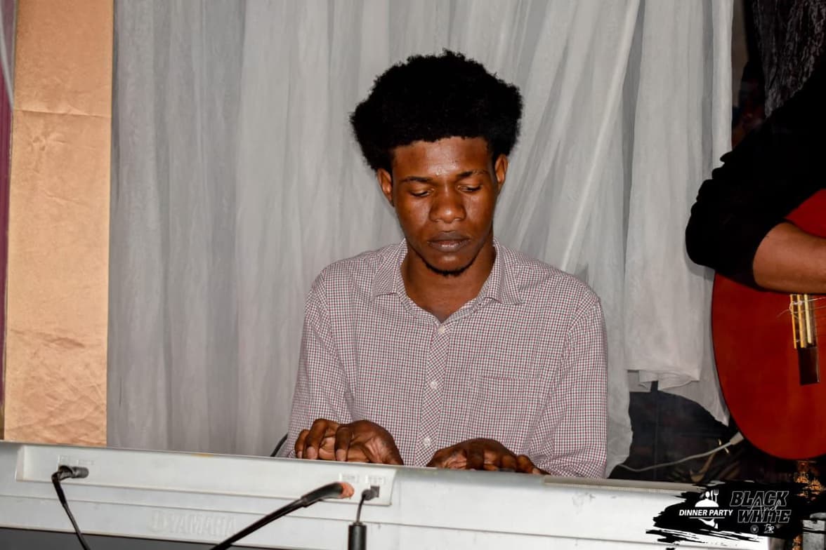 Profile photo of Angel , Piano tutor at Wiingy 