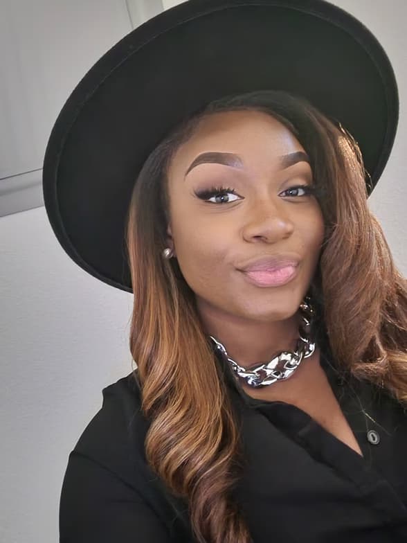 Profile photo of Kassy , Singing tutor at Wiingy 