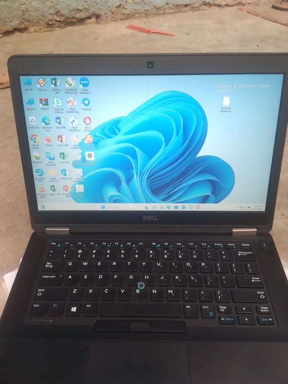 Live performance with Mathematics by Legbosi  