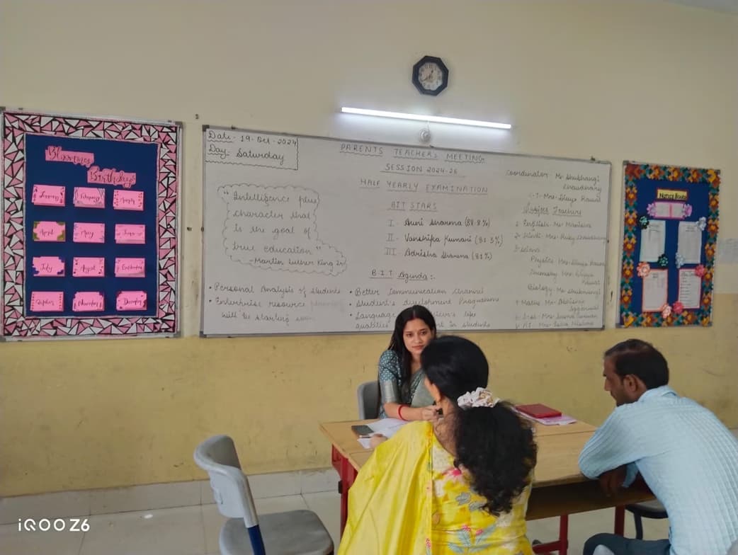 Divya conducting a lesson 