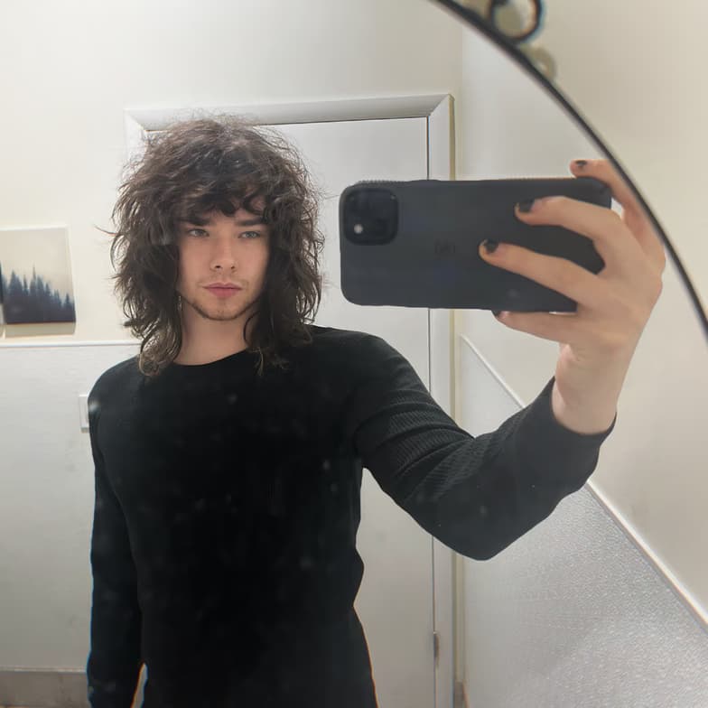 Profile photo of Nathaniel, Singing tutor at Wiingy 