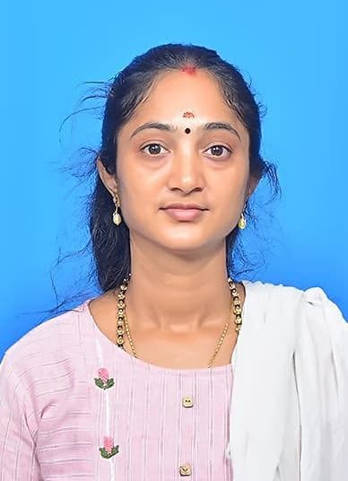 Profile photo of Monisha Preethi, Engineering tutor at Wiingy 