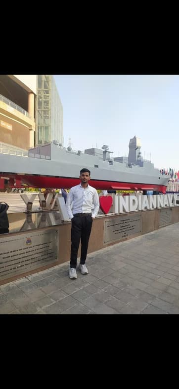 Profile photo of Arbaz, Engineering tutor at Wiingy 