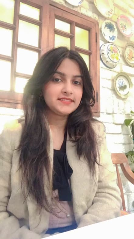 Profile photo of Tanya, Chemistry tutor at Wiingy 