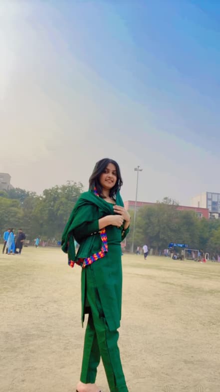 Profile photo of Tanya, Chemistry tutor at Wiingy 