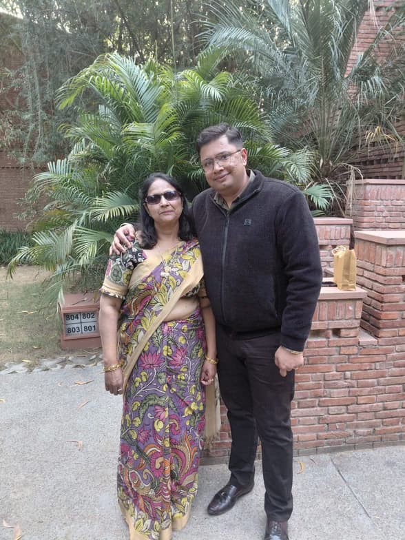 Travel snapshot of Deepaanshu during a trip 