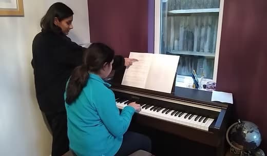 Casual photos of Asha, Wiingy tutor 