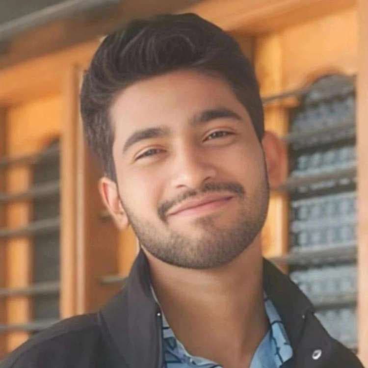 Profile photo of Kiran, Engineering tutor at Wiingy 