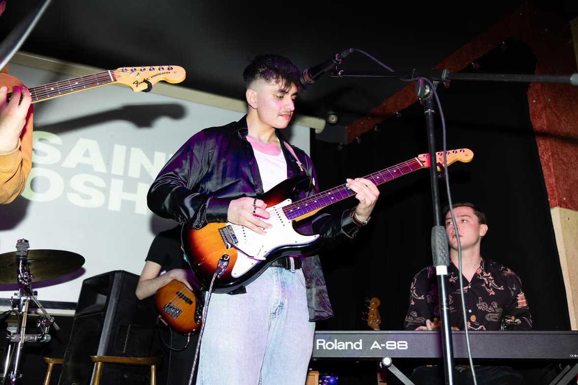 Digital pen-tab teaching notes by Devon 