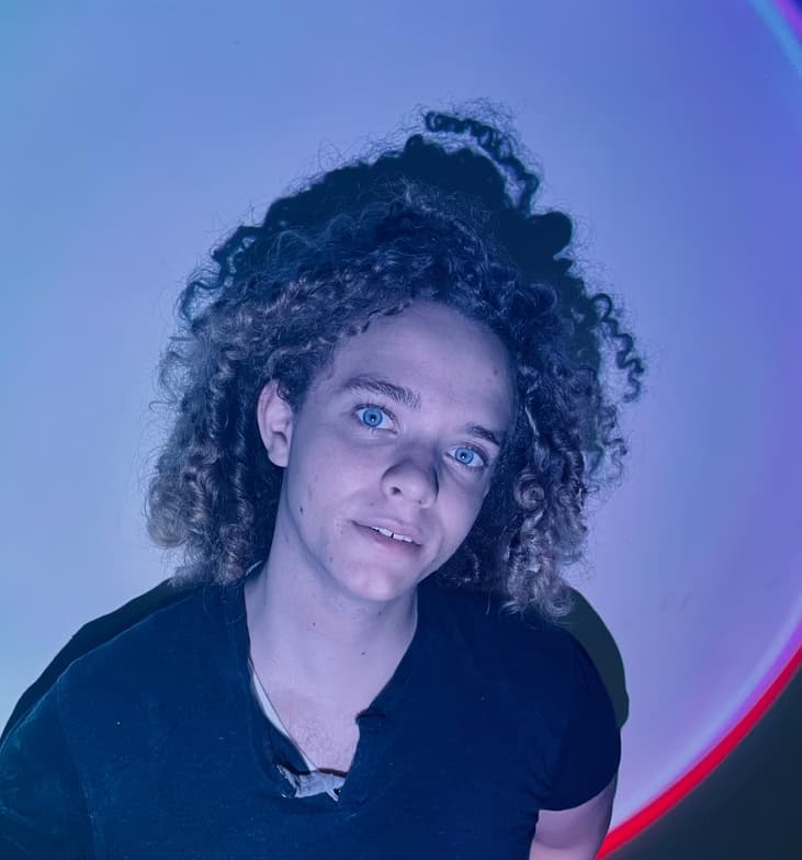 Casual photos of Ian, Wiingy tutor 