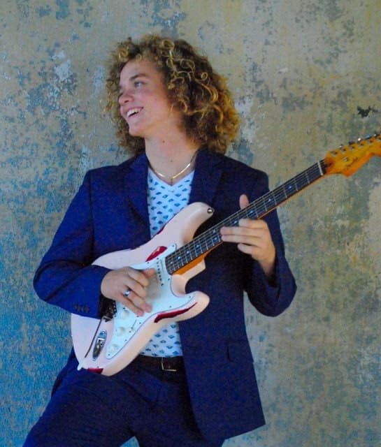 Profile photo of Ian, Guitar tutor at Wiingy 