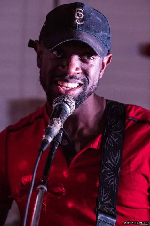 Profile photo of Mark, Guitar tutor at Wiingy 