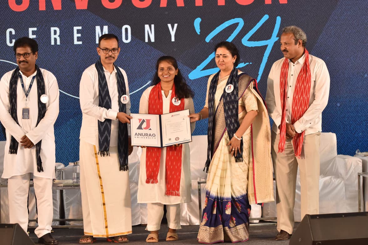 Graduation ceremony photo of Divya  