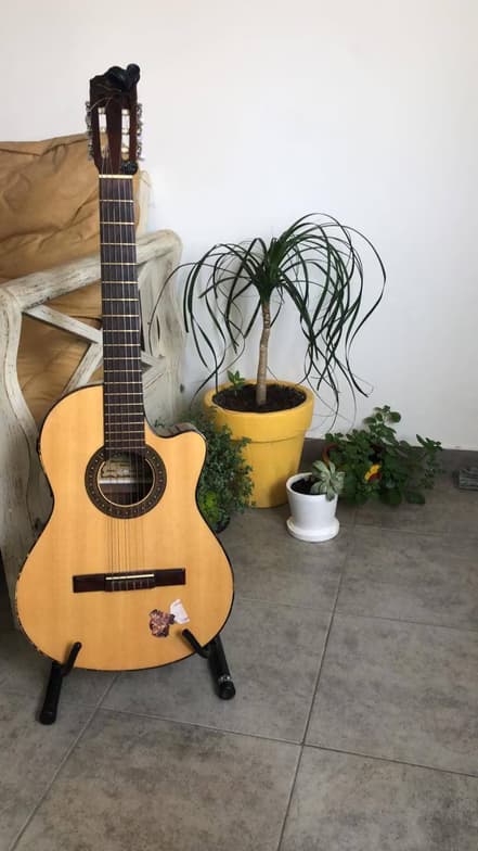 Casual photos of Javier, Wiingy tutor 