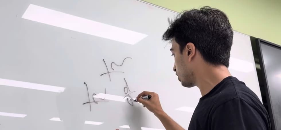 Casual photos of Hussan ul, Wiingy tutor 