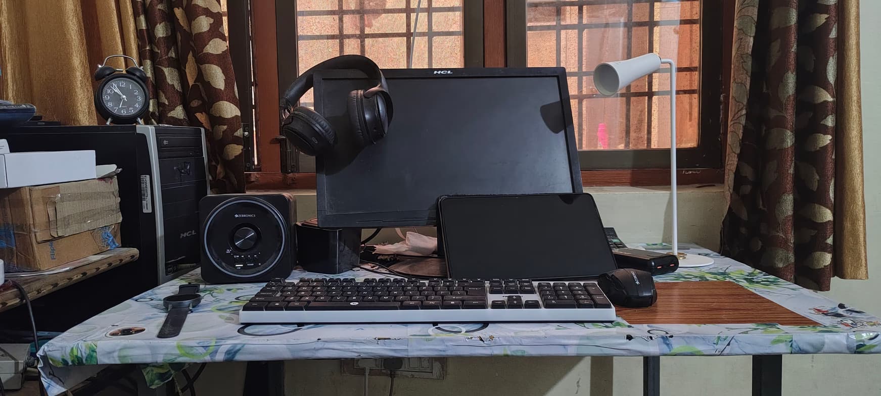 Teaching setup of Raunak  for private tutoring 