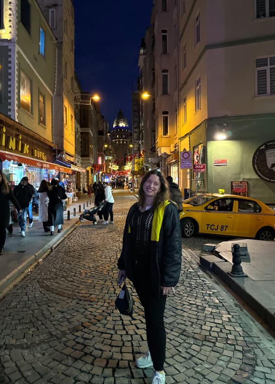 Travel snapshot of Kubra during a trip 