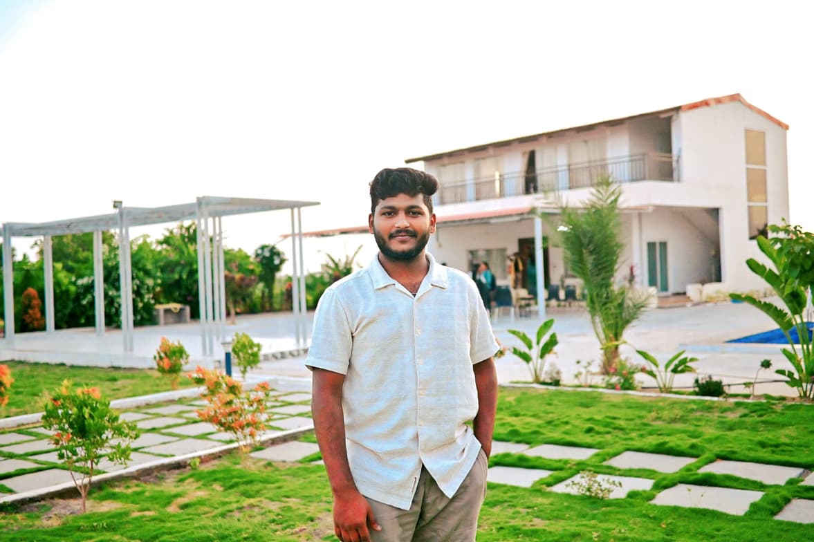 Travel snapshot of Lavakumar during a trip 