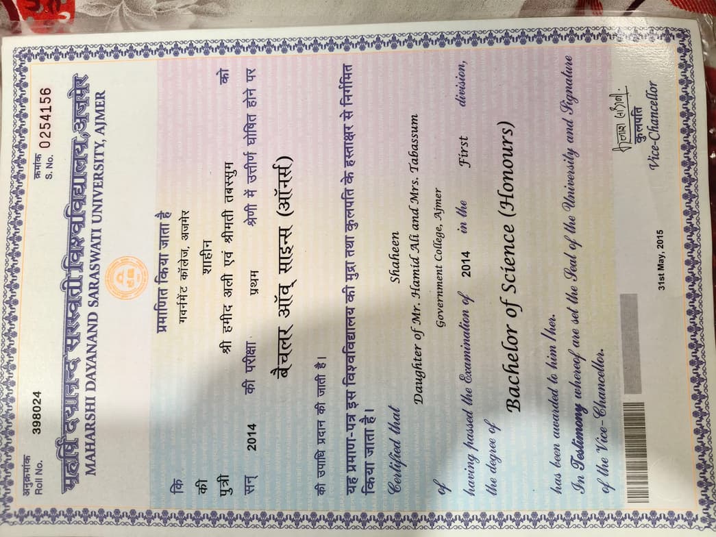 Verified degree or teaching certification of Shaheen 