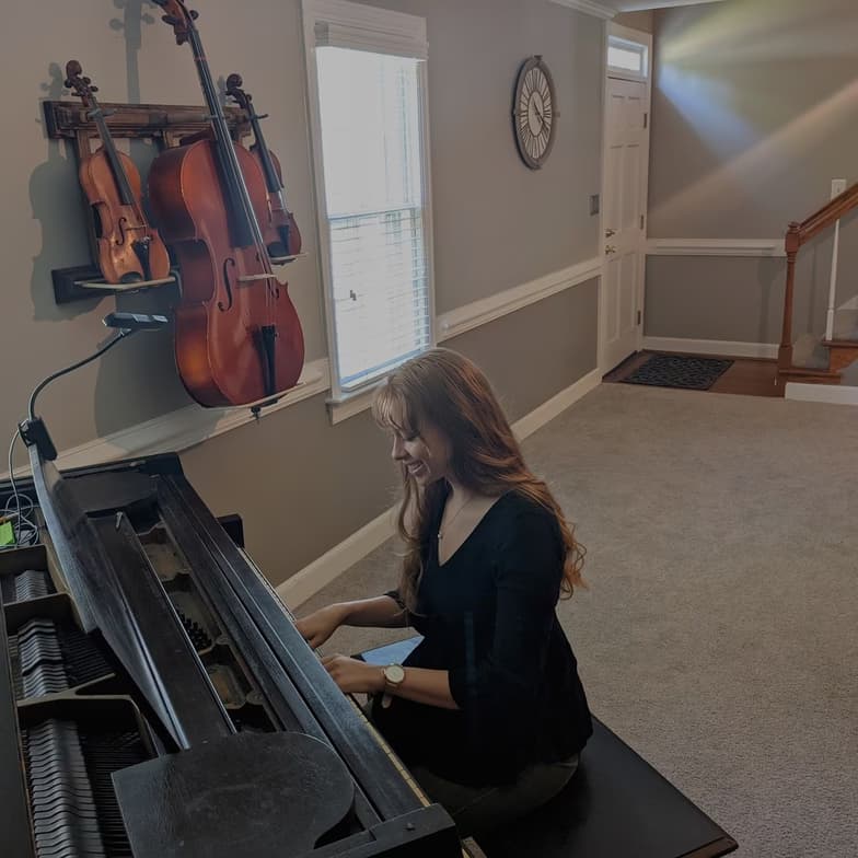 Casual photos of Hannah, Wiingy tutor 