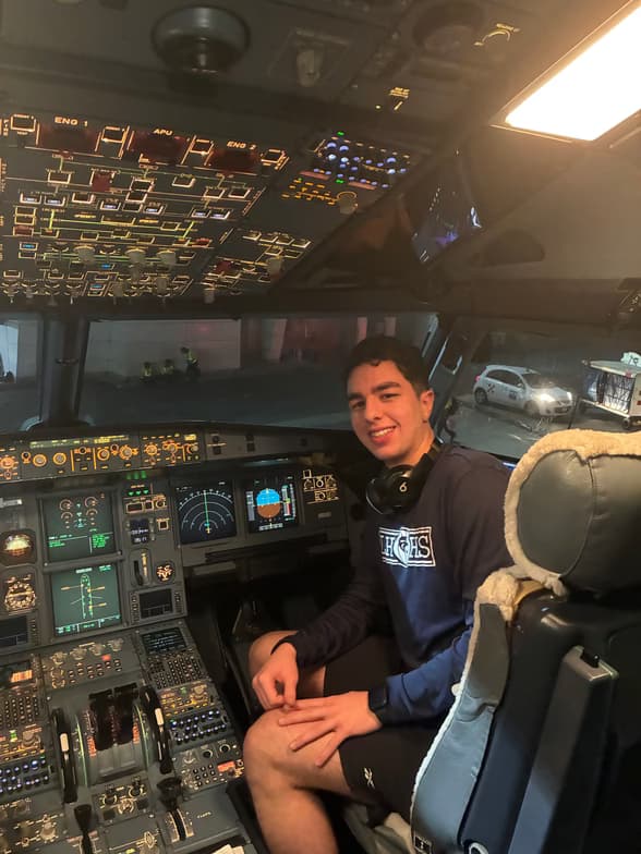 Profile photo of Kourosh , Piano tutor at Wiingy 