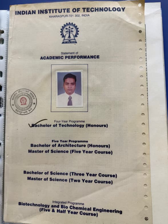 Verified degree or teaching certification of Alok 
