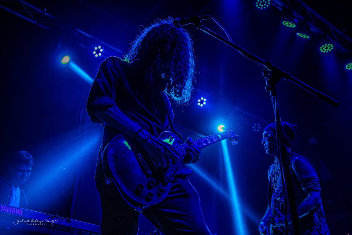 Casual photos of Gastón, Wiingy tutor 