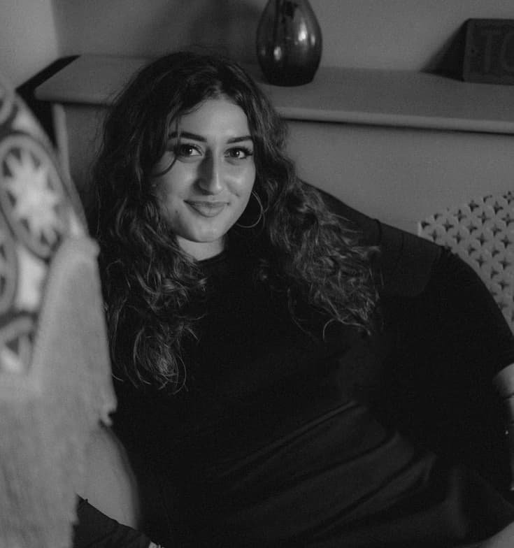 Profile photo of Sophie, Singing tutor at Wiingy 