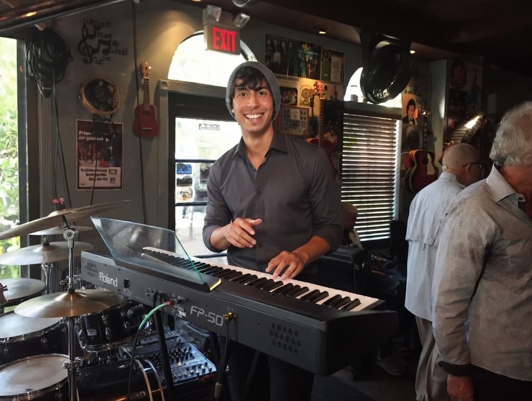 Profile photo of Dayne, Piano tutor at Wiingy 