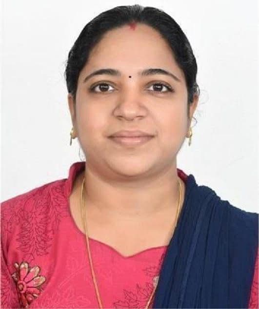 Profile photo of Prajeesha , Physics tutor at Wiingy 