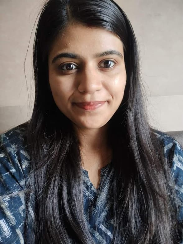 Profile photo of Shital, Economics tutor at Wiingy 