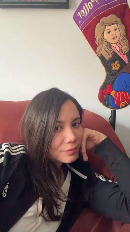 Profile photo of Polyana, English tutor at Wiingy 