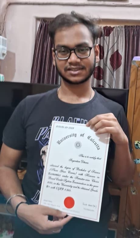 Profile photo of Sayantan, Economics tutor at Wiingy 