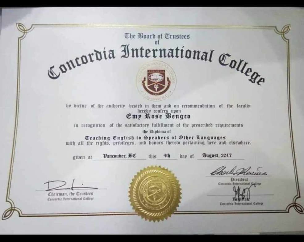 Verified degree or teaching certification of Emy Rose 
