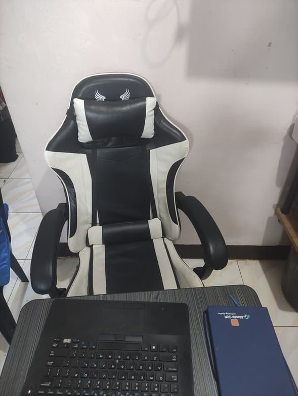 Teaching setup of Michelle for private tutoring 