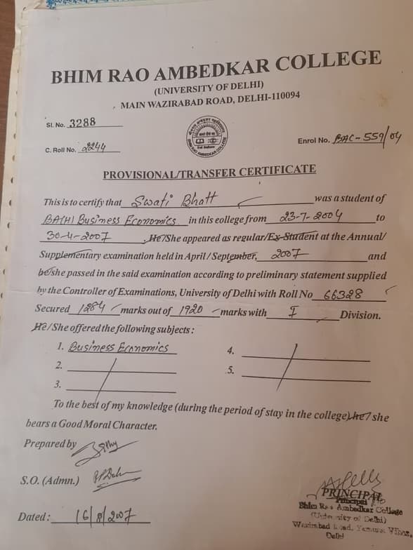 Graduation ceremony photo of Swati  