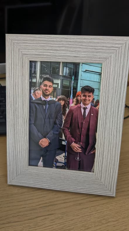 Graduation ceremony photo of Pedraum 