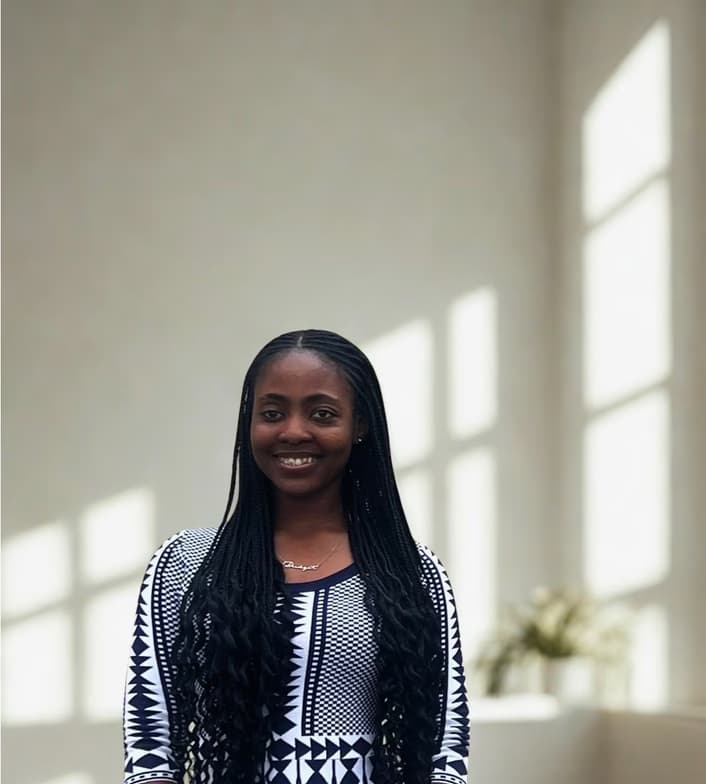 Profile photo of Bridget , French tutor at Wiingy 