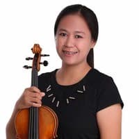 Profile photo of Elizabeth, Violin tutor at Wiingy 