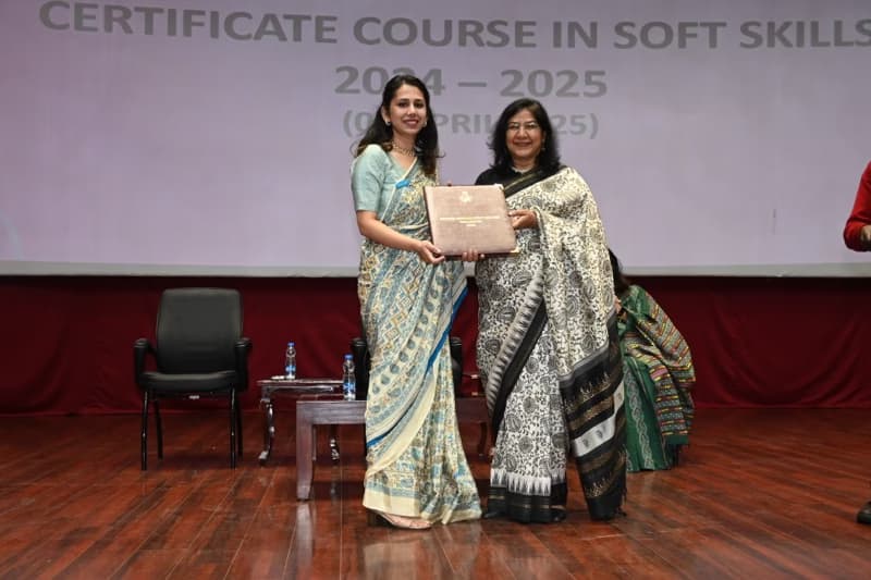 Graduation ceremony photo of Gunjit 