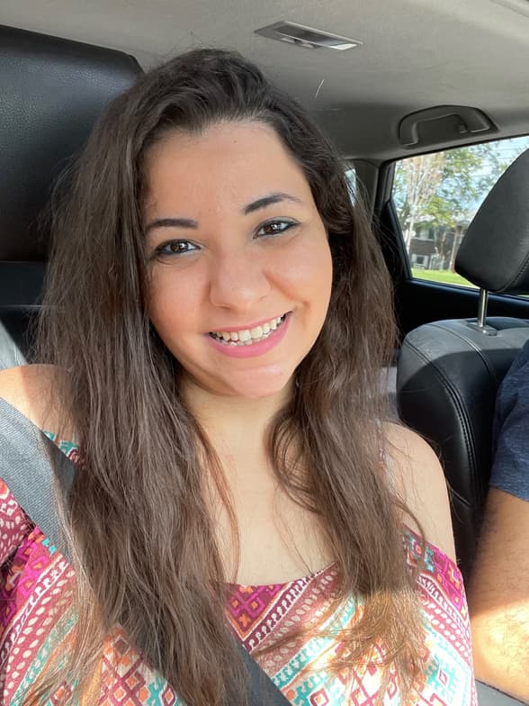 Profile photo of Merna, French tutor at Wiingy 