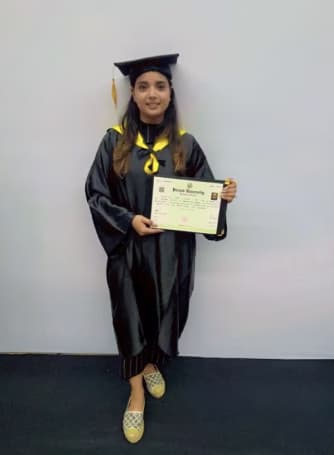 Graduation ceremony photo of Kenon 