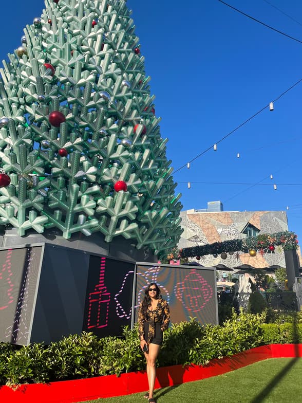 Travel snapshot of Surbhi during a trip 