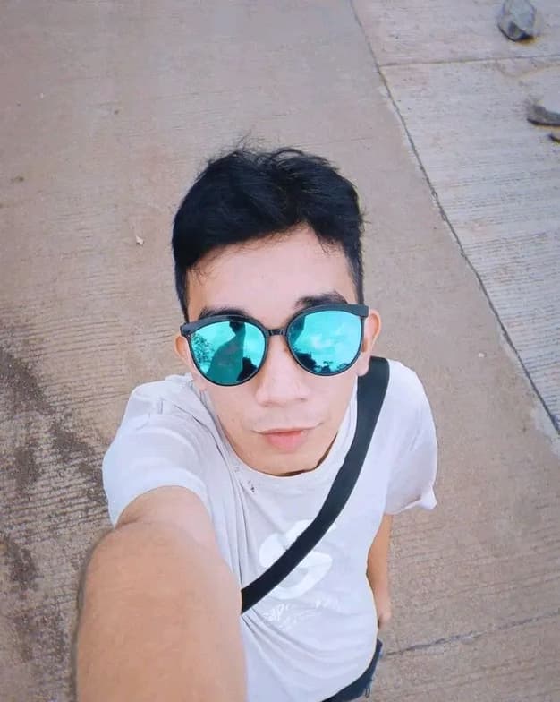 Profile photo of Vince Albert, Singing tutor at Wiingy 