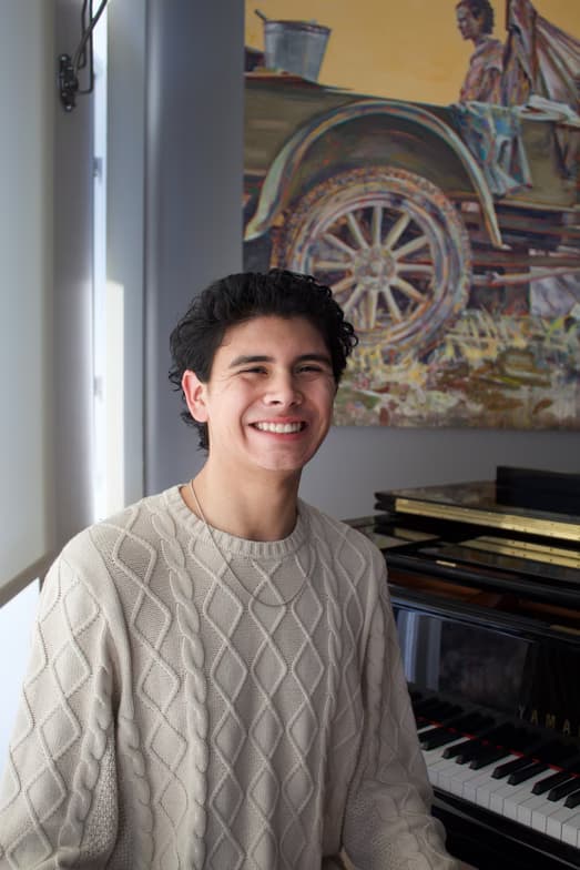 Profile photo of Xavier, Piano tutor at Wiingy 