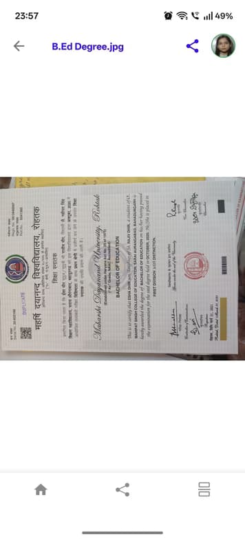 Verified degree or teaching certification of Esha  